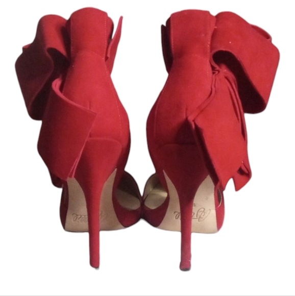 Vibrant Red Satin Bow Heels - Picture 5 of 9